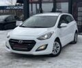 Білий Хендай i30, об'ємом двигуна 1.58 л та пробігом 220 тис. км за 9999 $, фото 1 на Automoto.ua