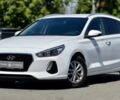 Белый Хендай i30, объемом двигателя 1.6 л и пробегом 208 тыс. км за 9500 $, фото 1 на Automoto.ua