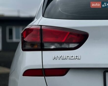 Білий Хендай i30, об'ємом двигуна 1.6 л та пробігом 157 тис. км за 11700 $, фото 11 на Automoto.ua