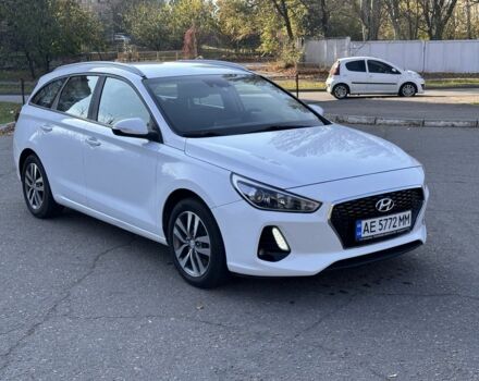 Белый Хендай i30, объемом двигателя 0.16 л и пробегом 216 тыс. км за 13999 $, фото 1 на Automoto.ua