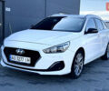 Білий Хендай i30, об'ємом двигуна 1.58 л та пробігом 216 тис. км за 11750 $, фото 1 на Automoto.ua