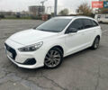 Белый Хендай i30, объемом двигателя 1.58 л и пробегом 218 тыс. км за 11990 $, фото 1 на Automoto.ua