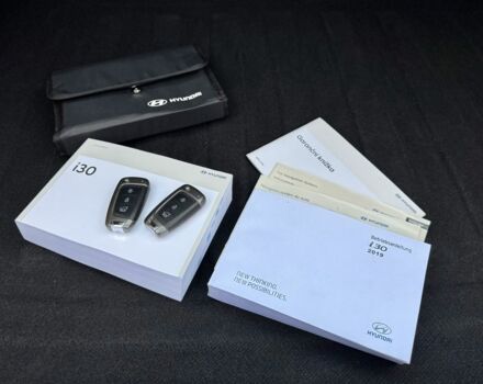 Белый Хендай i30, объемом двигателя 1.4 л и пробегом 53 тыс. км за 16000 $, фото 7 на Automoto.ua