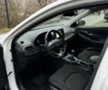 Белый Хендай i30, объемом двигателя 1.4 л и пробегом 53 тыс. км за 16000 $, фото 6 на Automoto.ua
