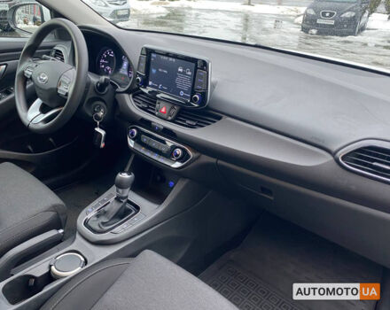 Білий Хендай i30, об'ємом двигуна 1.5 л та пробігом 27 тис. км за 15776 $, фото 16 на Automoto.ua