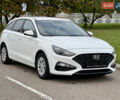 Белый Хендай i30, объемом двигателя 1.5 л и пробегом 129 тыс. км за 12350 $, фото 1 на Automoto.ua