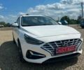 Белый Хендай i30, объемом двигателя 1.6 л и пробегом 225 тыс. км за 10850 $, фото 1 на Automoto.ua