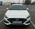 Белый Хендай i30, объемом двигателя 1.5 л и пробегом 130 тыс. км за 12500 $, фото 4 на Automoto.ua
