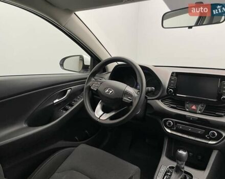 Білий Хендай i30, об'ємом двигуна 1.5 л та пробігом 61 тис. км за 17384 $, фото 11 на Automoto.ua