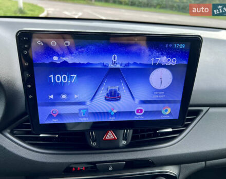 Белый Хендай i30, объемом двигателя 1.5 л и пробегом 129 тыс. км за 12350 $, фото 32 на Automoto.ua