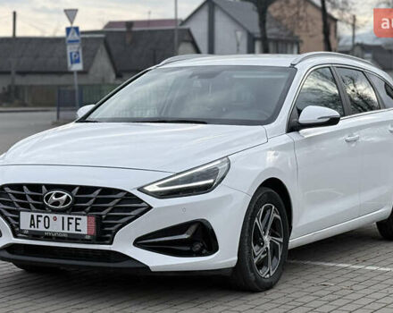 Белый Хендай i30, объемом двигателя 1.6 л и пробегом 110 тыс. км за 16950 $, фото 1 на Automoto.ua