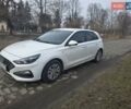 Белый Хендай i30, объемом двигателя 1.6 л и пробегом 19 тыс. км за 17000 $, фото 2 на Automoto.ua