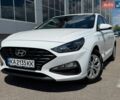 Белый Хендай i30, объемом двигателя 1.5 л и пробегом 12 тыс. км за 18500 $, фото 1 на Automoto.ua