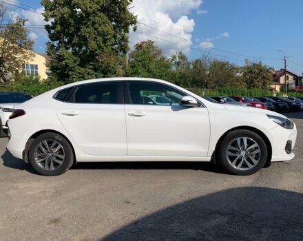 Белый Хендай i30, объемом двигателя 1.4 л и пробегом 90 тыс. км за 14990 $, фото 3 на Automoto.ua