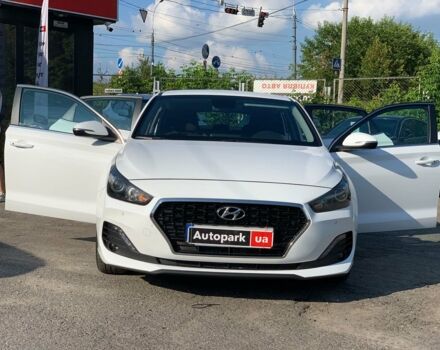 Белый Хендай i30, объемом двигателя 1.4 л и пробегом 90 тыс. км за 14990 $, фото 5 на Automoto.ua