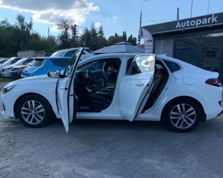 Белый Хендай i30, объемом двигателя 1.4 л и пробегом 90 тыс. км за 14990 $, фото 8 на Automoto.ua
