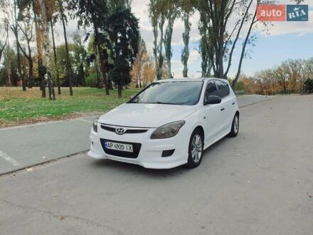 Хендай i30 2008 у Запоріжжя на Automoto.ua Білий Хендай i30, об'ємом двигуна 1.59 л та пробігом 240 тис. км за 6200 $, фото 1 на Automoto.ua