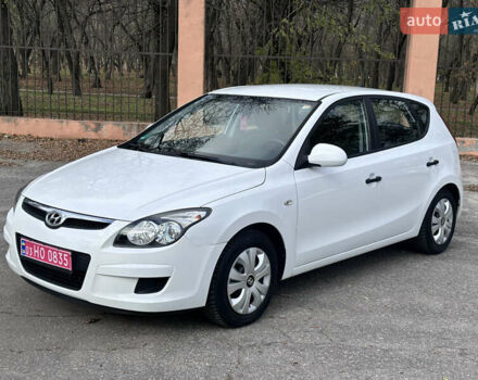 Хендай i30 2009 в Кропивницком (Кировограде) на Automoto.ua Белый Хендай i30, объемом двигателя 1.4 л и пробегом 203 тыс. км за 6600 $, фото 1 на Automoto.ua