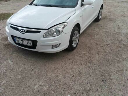 Хендай i30 2009 в Кременчуге на Automoto.ua Белый Хендай i30, объемом двигателя 1.6 л и пробегом 280 тыс. км за 5600 $, фото 1 на Automoto.ua