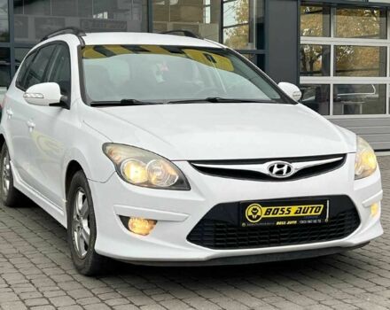 Хендай i30 2010 в Ивано-Франковске на Automoto.ua Белый Хендай i30, объемом двигателя 1.6 л и пробегом 250 тыс. км за 5700 $, фото 1 на Automoto.ua