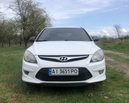 Білий Хендай i30, об'ємом двигуна 1.4 л та пробігом 226 тис. км за 5000 $, фото 1 на Automoto.ua