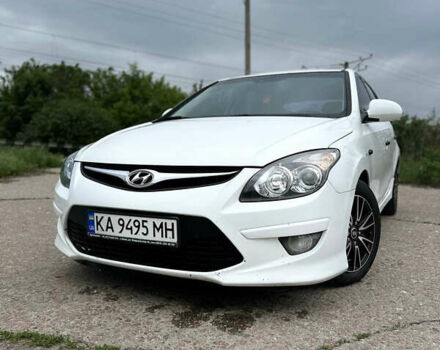 Білий Хендай i30, об'ємом двигуна 1.6 л та пробігом 225 тис. км за 7000 $, фото 1 на Automoto.ua