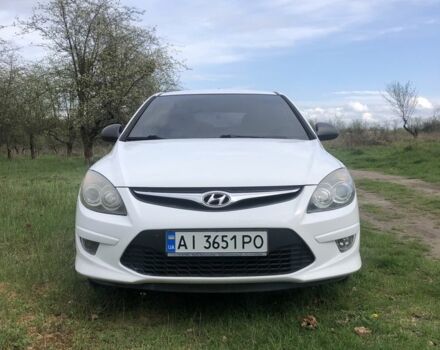 Белый Хендай i30, объемом двигателя 1.4 л и пробегом 225 тыс. км за 5150 $, фото 1 на Automoto.ua