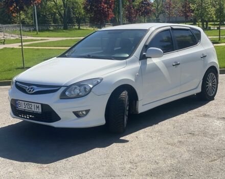 Білий Хендай i30, об'ємом двигуна 1.4 л та пробігом 123 тис. км за 5300 $, фото 1 на Automoto.ua