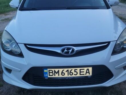 Хендай i30 2011 у Ахтырке на Automoto.ua Білий Хендай i30, об'ємом двигуна 1.6 л та пробігом 224 тис. км за 6800 $, фото 1 на Automoto.ua