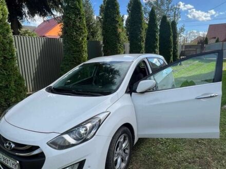 Білий Хендай i30, об'ємом двигуна 1.6 л та пробігом 220 тис. км за 7200 $, фото 1 на Automoto.ua