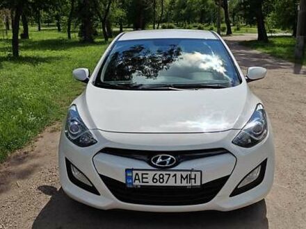 Хендай i30 2012 в Кривом Роге на Automoto.ua Белый Хендай i30, объемом двигателя 1.59 л и пробегом 101 тыс. км за 10600 $, фото 1 на Automoto.ua