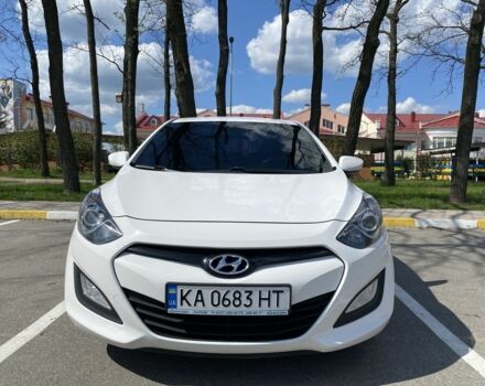 Белый Хендай i30, объемом двигателя 1.6 л и пробегом 149 тыс. км за 10000 $, фото 1 на Automoto.ua