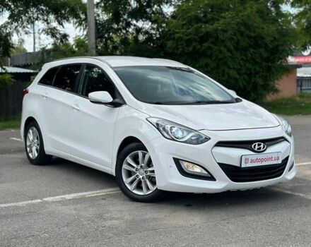 Белый Хендай i30, объемом двигателя 1.6 л и пробегом 167 тыс. км за 11800 $, фото 1 на Automoto.ua