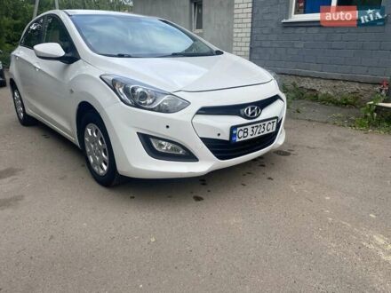 Хендай i30 2013 в Нежине на Automoto.ua Белый Хендай i30, объемом двигателя 1.4 л и пробегом 146 тыс. км за 8000 $, фото 1 на Automoto.ua