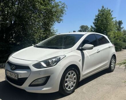 Білий Хендай i30, об'ємом двигуна 1.4 л та пробігом 300 тис. км за 7777 $, фото 1 на Automoto.ua