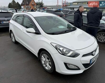 Белый Хендай i30, объемом двигателя 1.58 л и пробегом 315 тыс. км за 8000 $, фото 1 на Automoto.ua