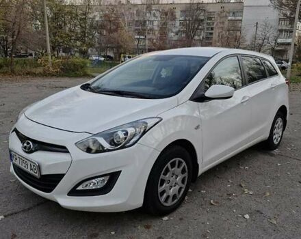 Белый Хендай i30, объемом двигателя 1.4 л и пробегом 180 тыс. км за 8999 $, фото 1 на Automoto.ua