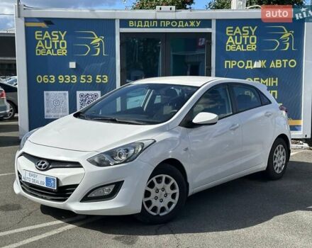 Белый Хендай i30, объемом двигателя 1.4 л и пробегом 198 тыс. км за 8490 $, фото 1 на Automoto.ua