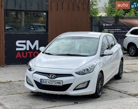 Белый Хендай i30, объемом двигателя 1.58 л и пробегом 222 тыс. км за 8700 $, фото 1 на Automoto.ua