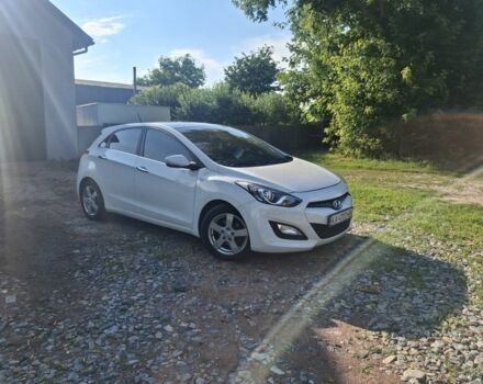 Белый Хендай i30, объемом двигателя 1.6 л и пробегом 177 тыс. км за 9005 $, фото 1 на Automoto.ua