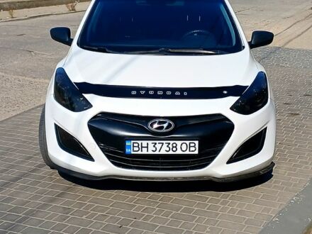 Хендай i30 2013 в Измаиле на Automoto.ua Белый Хендай i30, объемом двигателя 1.4 л и пробегом 204 тыс. км за 9000 $, фото 1 на Automoto.ua