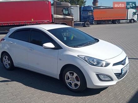 Хендай i30 2014 в Рожище на Automoto.ua Белый Хендай i30, объемом двигателя 1.4 л и пробегом 215 тыс. км за 7950 $, фото 1 на Automoto.ua