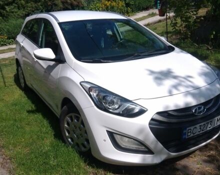 Белый Хендай i30, объемом двигателя 0 л и пробегом 233 тыс. км за 8000 $, фото 1 на Automoto.ua