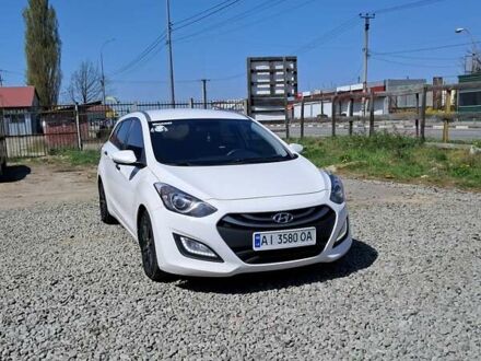 Хендай i30 2014 у Ирпене на Automoto.ua Білий Хендай i30, об'ємом двигуна 1.4 л та пробігом 281 тис. км за 7700 $, фото 1 на Automoto.ua