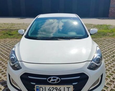 Білий Хендай i30, об'ємом двигуна 1.58 л та пробігом 219 тис. км за 8500 $, фото 1 на Automoto.ua