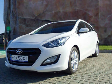 Хендай i30 2015 у Одесі на Automoto.ua Білий Хендай i30, об'ємом двигуна 1.6 л та пробігом 108 тис. км за 10600 $, фото 1 на Automoto.ua