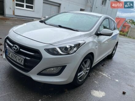 Білий Хендай i30, об'ємом двигуна 1.6 л та пробігом 295 тис. км за 7300 $, фото 1 на Automoto.ua
