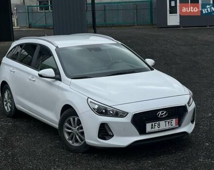 Білий Хендай i30, об'ємом двигуна 1.6 л та пробігом 157 тис. км за 11700 $, фото 1 на Automoto.ua