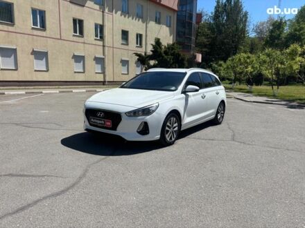 Хендай i30 2017 у Запоріжжя на Automoto.ua Білий Хендай i30, об'ємом двигуна 1.4 л та пробігом 136 тис. км за 13990 $, фото 1 на Automoto.ua