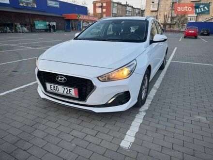 Хендай i30 2018 у Калуше на Automoto.ua Білий Хендай i30, об'ємом двигуна 1.58 л та пробігом 254 тис. км за 9250 $, фото 1 на Automoto.ua